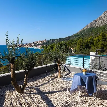 Villa Leona A Luxury Near Makarska, Heated Pool *