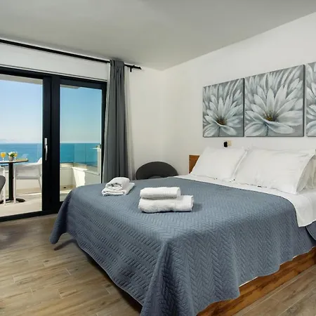 Leona A Luxury Near Makarska, Heated Pool Villa Zivogosce