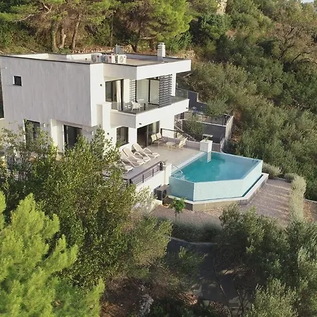 빌라 Leona A Luxury Near Makarska, Heated Pool Živogošće