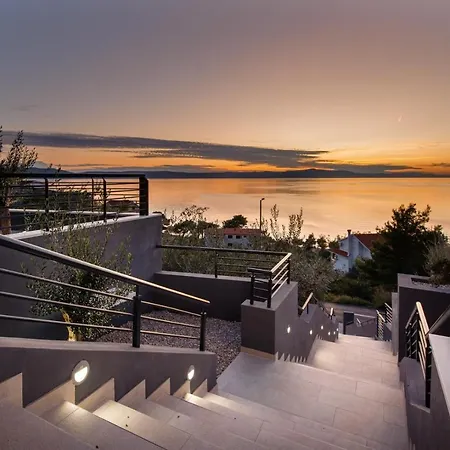 Leona A Luxury Near Makarska, Heated Pool