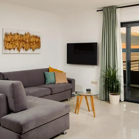 빌라 Leona A Luxury Near Makarska, Heated Pool Živogošće