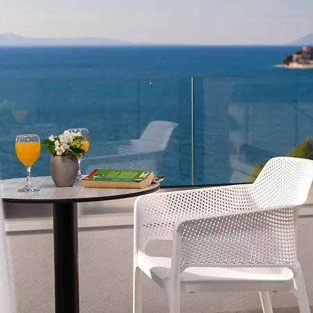 Leona A Luxury Near Makarska, Heated Pool 빌라 *